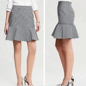 Banana Republic Black and White Skirt